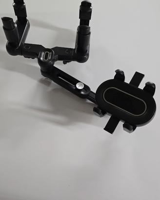 Supporto telefono auto