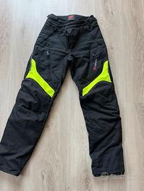 Pantaloni moto