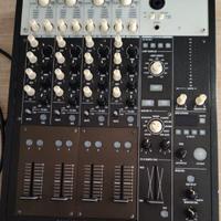 mixer Korg Zero 4 DJ 