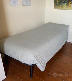 Letto singolo con materasso