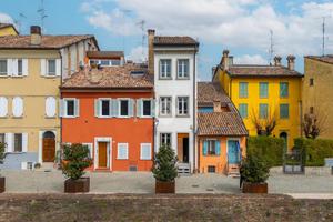 CASA SEMINDIPENDENTE A MONTECCHIO EMILIA