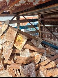 Basette regolabili per ponteggio 