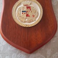 crest