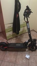 Monopattino Elettrico
