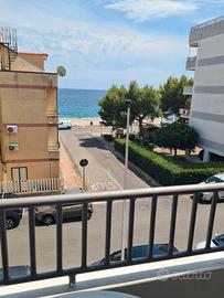 appartamento fronte mare  