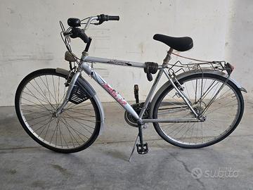 bicicletta MBM da passeggio. 