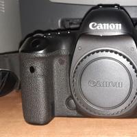 Canon EOS 5D MARK IV