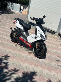 Aprilia sr 50 2014