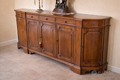 Credenza in legno massello grande