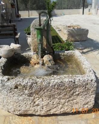 Fontana in Pietra Antica