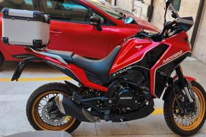 Moto Morini X-Cape  gold  wheel edition