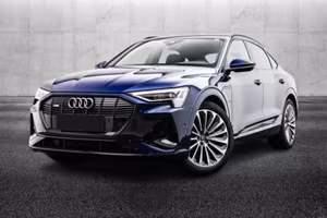 AUDI e-tron SPB 50 quattro S line edition