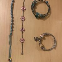 Bracciali