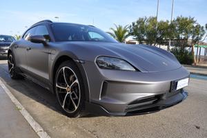 Porsche Taycan 4 Cross Turismo