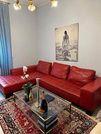 Divano ad L in vera pelle rossa con chaise longue