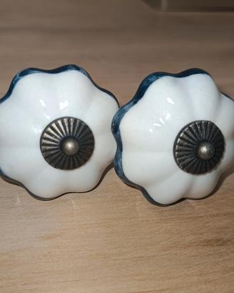 pomelli in ceramica