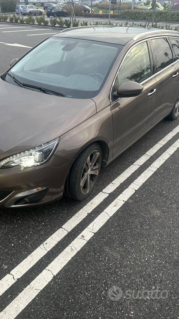 Peugeot 308 2015 photo 3