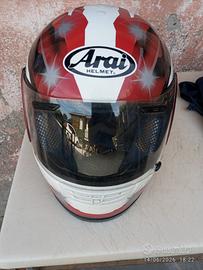 caschi moto Arai 