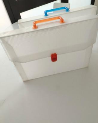 15 Valigette porta documenti in plastica A4