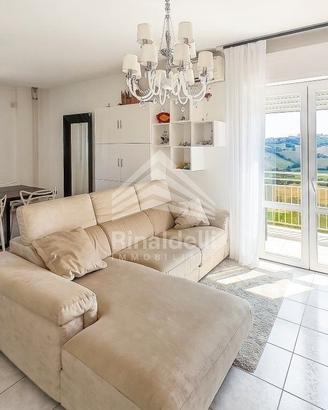Ampio Duplex con Garage