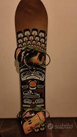 tavola snowboard 154 dc freeride  +attacchi 