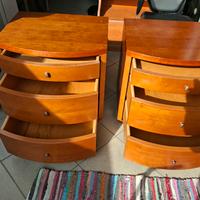 COMODINI BELLI PESANTI