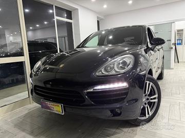 Porsche Cayenne 3.0D245cv PLATINUM ED. DA VETRINA2