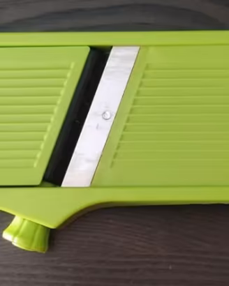 Tagliaverdura  mandolina manuale