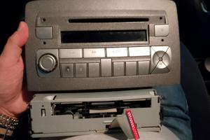 radio e lettore CD di serie Lancia Musa  1.3 