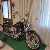 Harley Davidson softail spinger