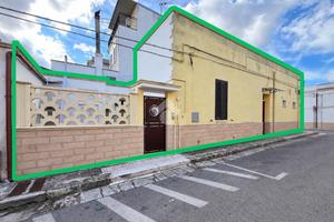 CASA INDIPENDENTE A MESAGNE