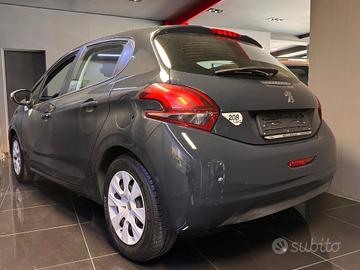 Peugeot 208 PureTech 82 5 porte Active