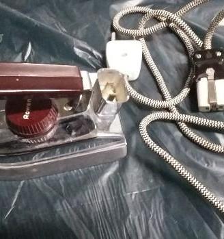 Ferro da stiro rowenta mini vintage