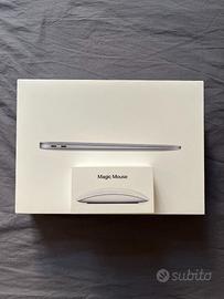 Apple McBook Air + Magic Mouse