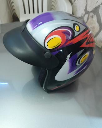 Casco bambino omologato.