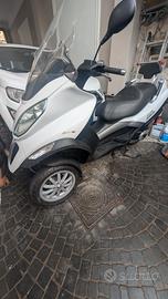 Piaggio MP3 300 - 2011