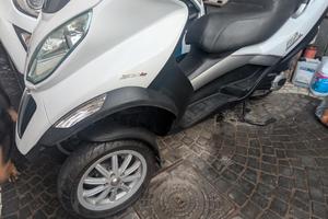 Piaggio MP3 300 - 2011