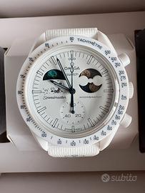 Omega x swatch mission to earthphase moonshin gold