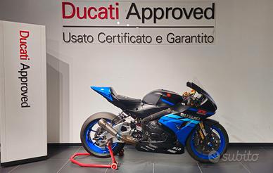 Suzuki GSX R 1000 SOLO PISTA