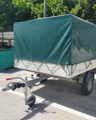 Carrello con copertura