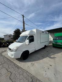 Autonegozio Pizzeria Paninoteca Food Truck