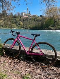 Bici Charge Plug. fixed a ruota libera 