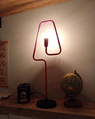 lampada artigianale in alluminio piegato 