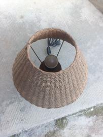 Lampada con piedistallo