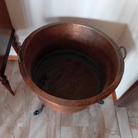 paiolo in rame  63x34 con supporto per appoggio   