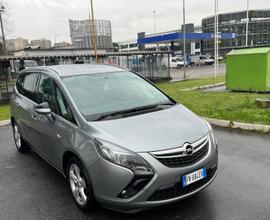 Opel zatira 7 posti