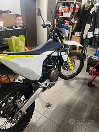 Husqvarna 701 enduro