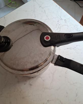 Pentola a pressione in acciaio inox Ø 24 cm