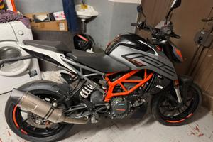 KTM Duke 125
