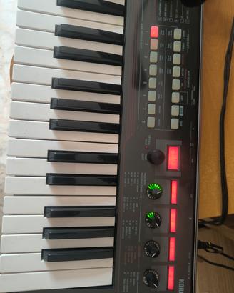Sintetizzatore Korg r3